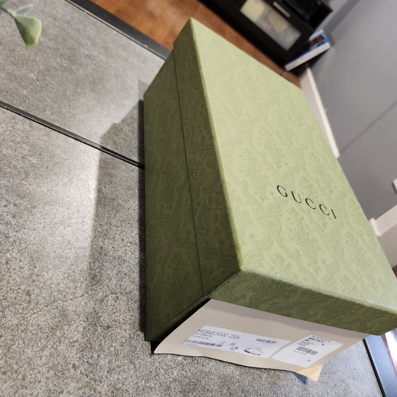 Gucci Box - Picture 4 of 10